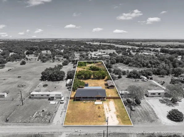 222 Kennedy Ln, Eddy, TX 76524