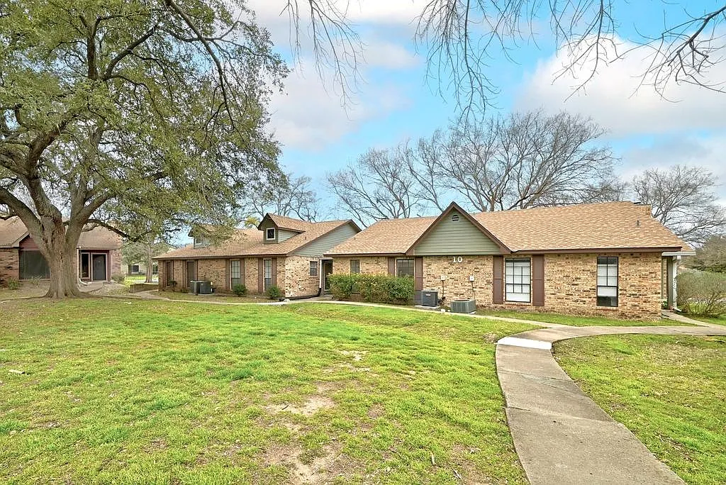Building Photo - 1601 Faro Dr #1003