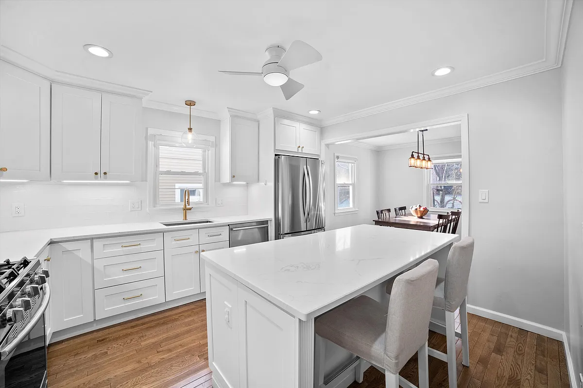 Kitchen - 780 Scarsdale Ave