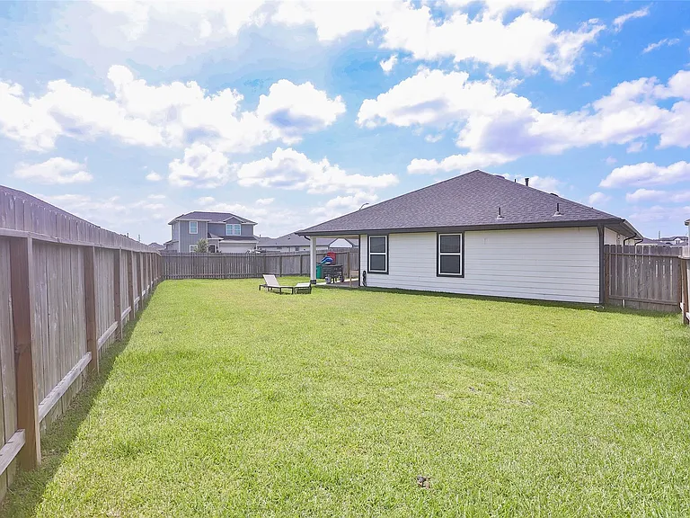 31615 Chollerford Ct — Photo 2