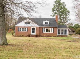 512 Ward St, Graham, NC 27253