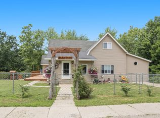 129 Polk St, Colon, MI 49040