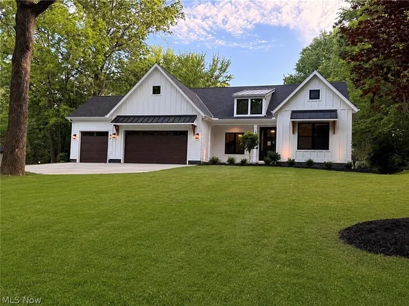 23425 Bryden Rd, Shaker Heights, OH 44122
