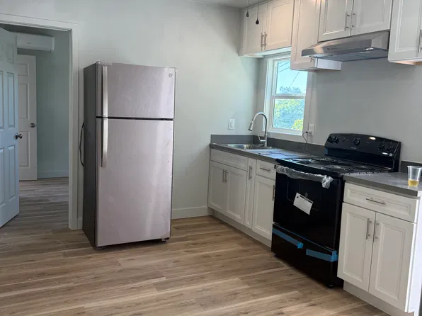 6205 Hughes St, San Diego, CA 92115