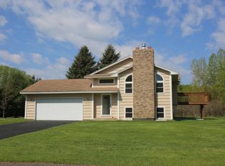 7465 Patti Dr, Lino Lakes, MN 55014