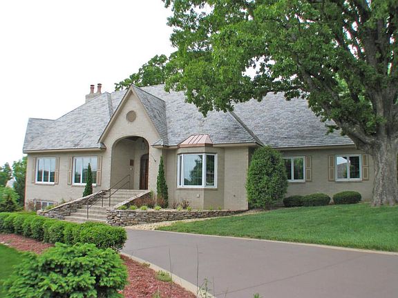 4th image of 5575 S Castlebay Dr