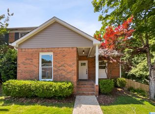 2201 Ascot Ln, Vestavia Hills, AL 35216
