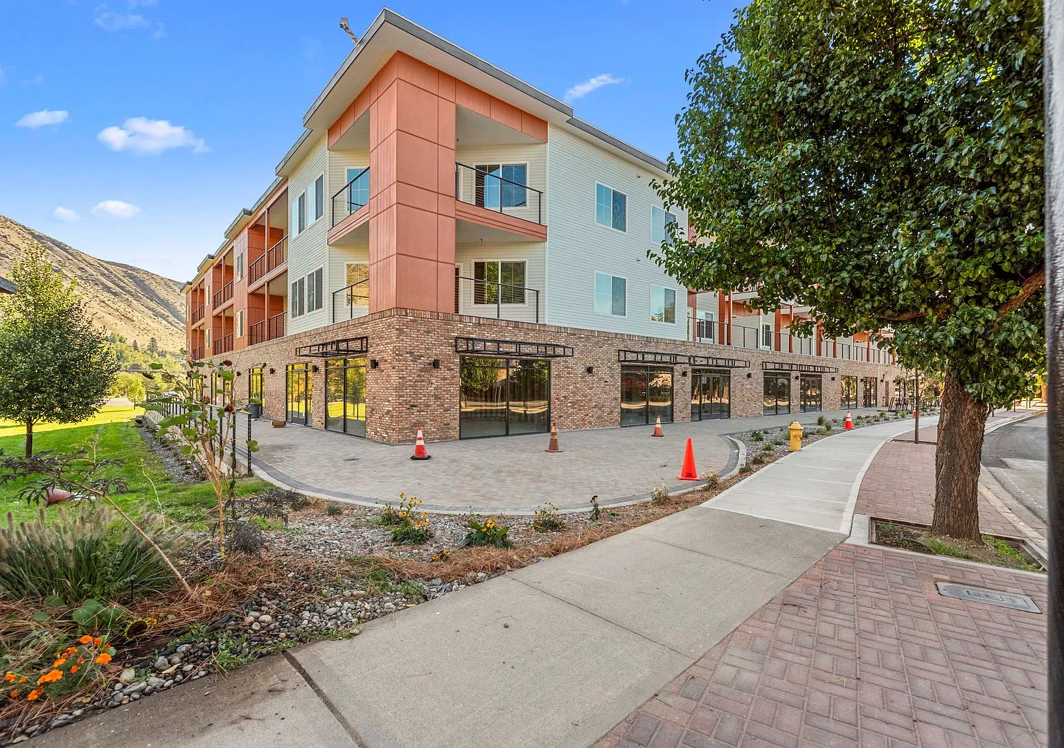 Cashmere Riverview — Photo 3