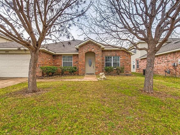 4th image of 10400 Black Forest Ln