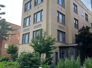 829 Case St #1S, Evanston, IL 60202