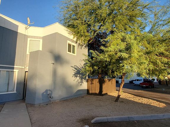 2nd image of 1702 E Pepper Cir APT 1