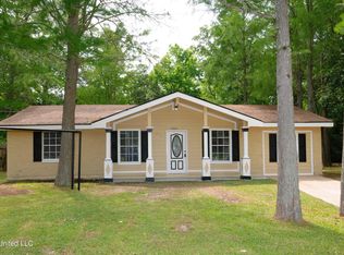3425 Inez Cir, Moss Point, MS 39563