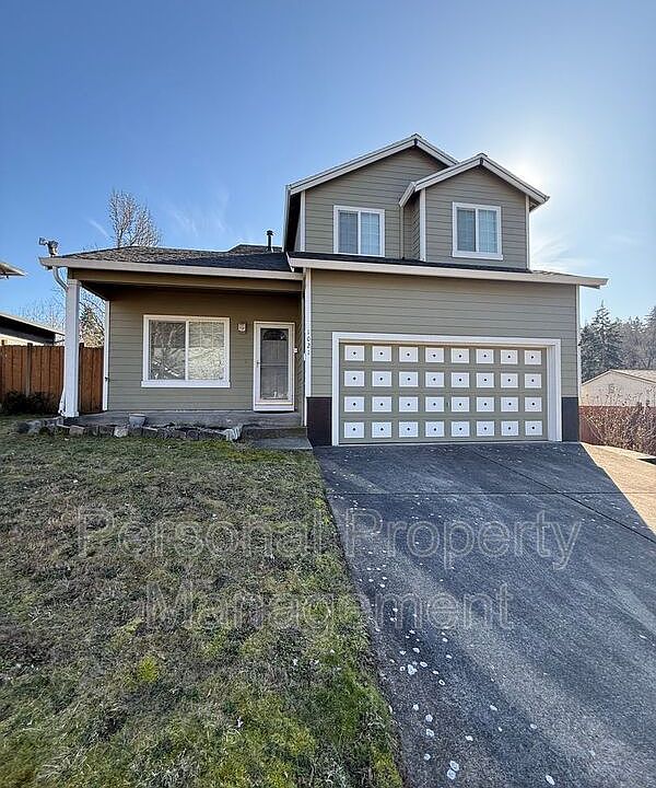 1st image of 1021 NE 45th St