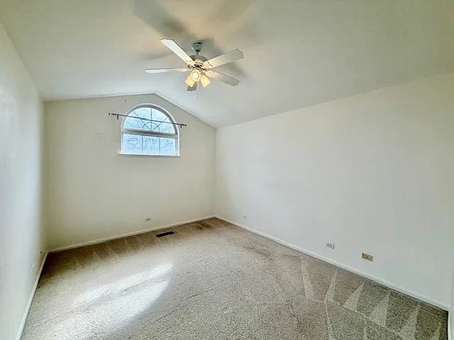 627 Cobblestone Ct — Photo 14