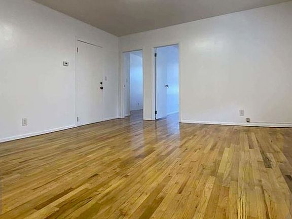 2nd image of 96 President St #U3