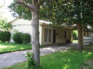 1004 N 17th St, Temple, TX 76501