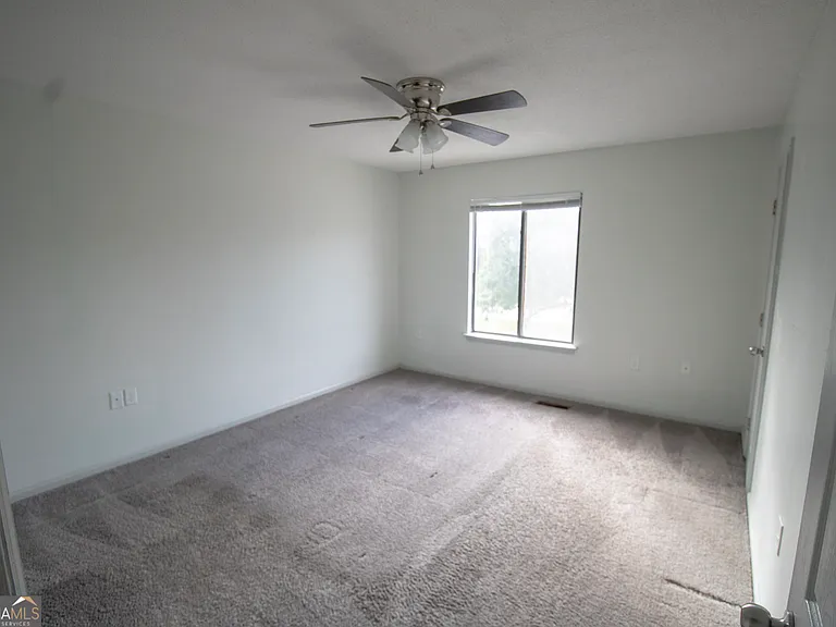251 Knight Dr #10 — Photo 12