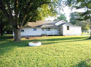 207 S Holman St, Waynetown, IN 47990