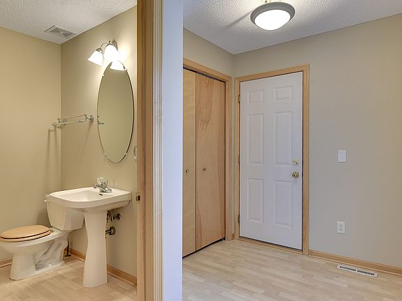 5th image of 903 Kimberly Ln