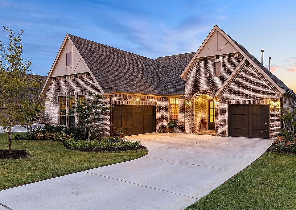 1st image of 1008 Woodford Dr