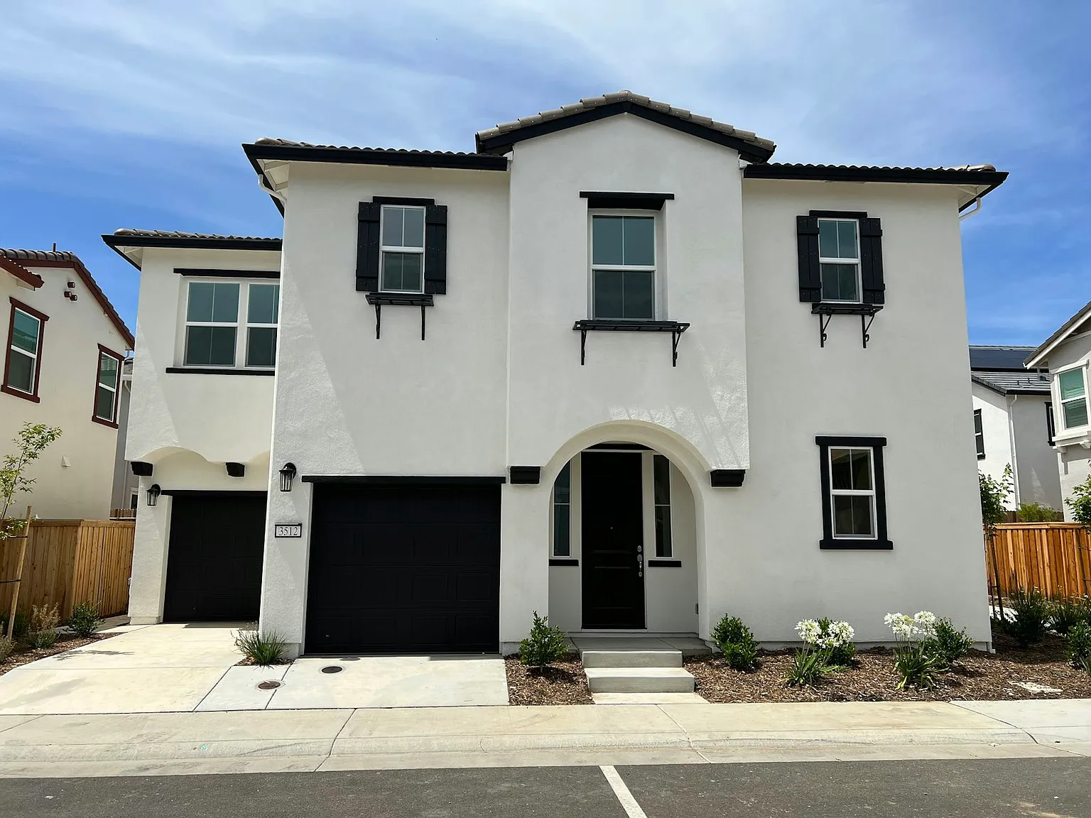 3512 Jeffrey Pine Lane — Photo 1