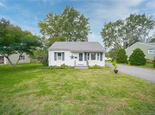 80 West St, Windsor Locks, CT 06096