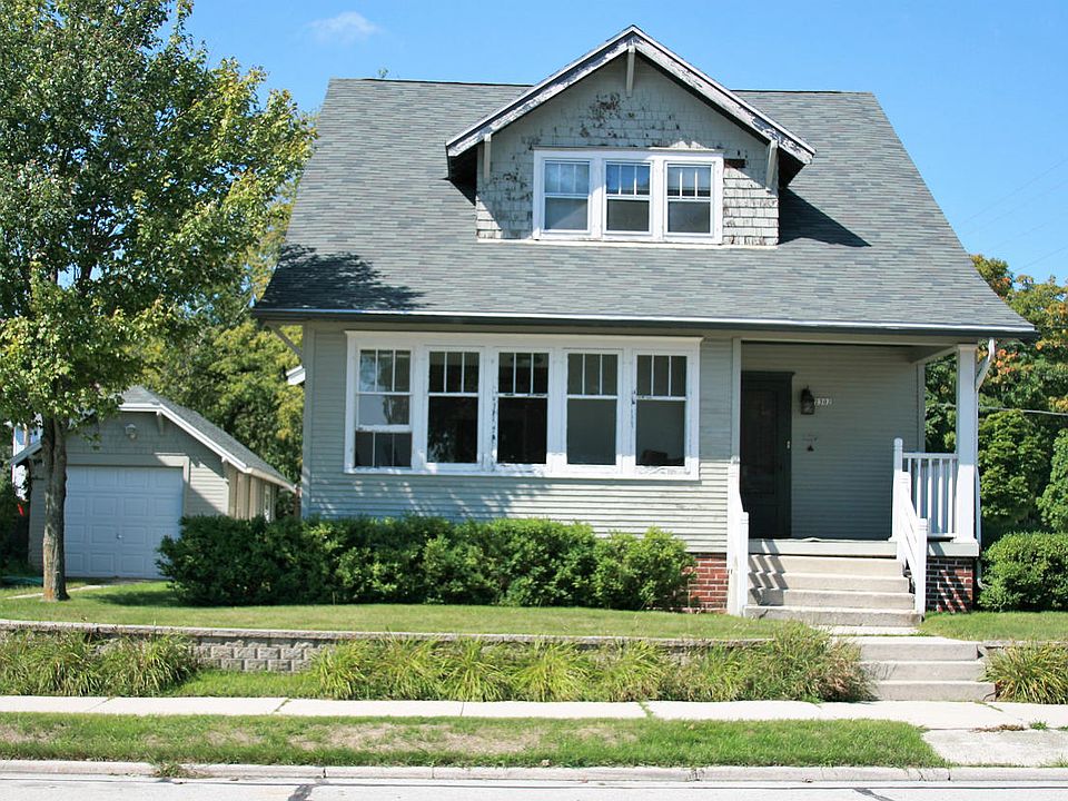 1st image of 2302 Lakeshore Dr