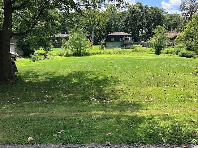 2nd image of 8025 W 126th Pl