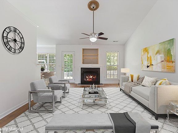 2nd image of 119 Crown Empire Ct