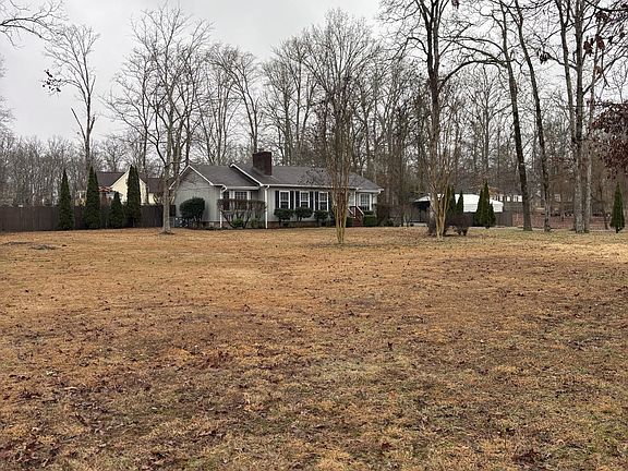 3rd image of 359 Timberline Dr