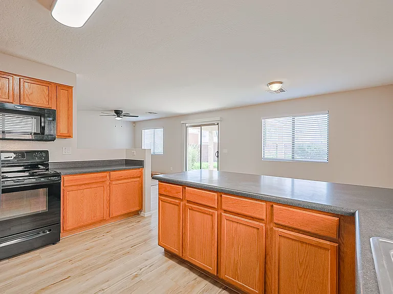8608 W Superior Ave — Photo 11