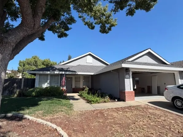 5211 Moonlight Way, Elk Grove, CA 95758