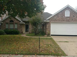 2108 Middle Creek Blvd, Bossier City, LA 71111