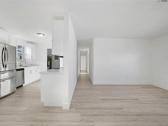 3rd image of 2365 Superior St