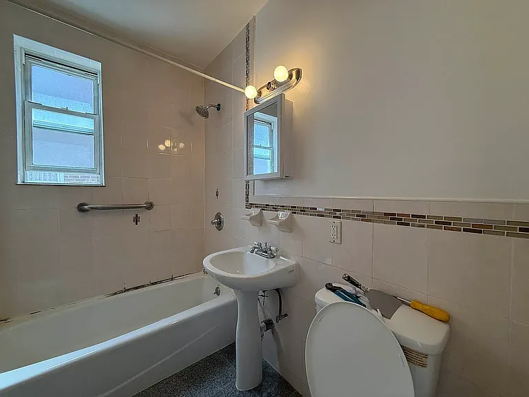 6441 Saunders St #502 — Photo 7