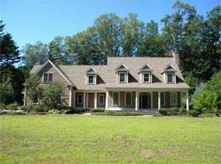 29 Davelin Rd, Wayland, MA 01778