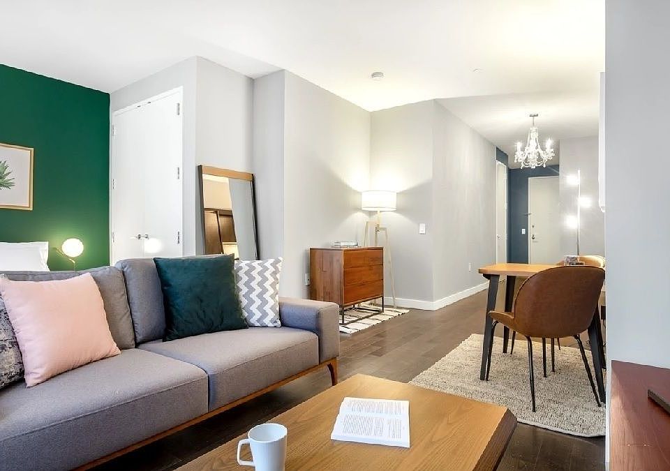 1st image of 376 Broadway APT 21A
