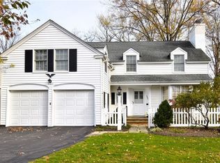 2407 S Belvoir Blvd, University heights, OH 44118