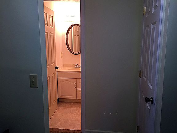 5th image of 7441 Saxony Dr #244