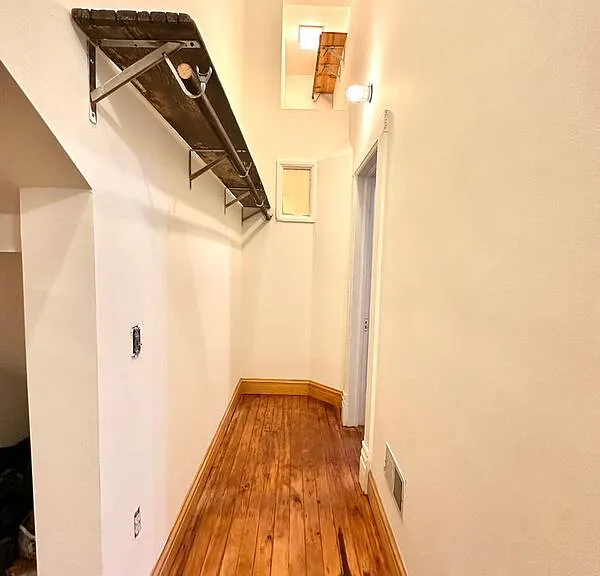 1656 S Throop St #1R — Photo 8