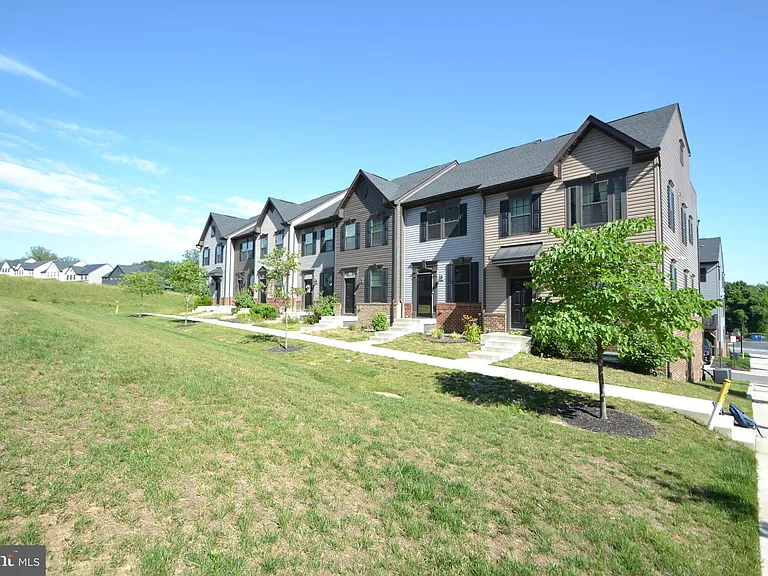 1318 Trestle Dr — Photo 21
