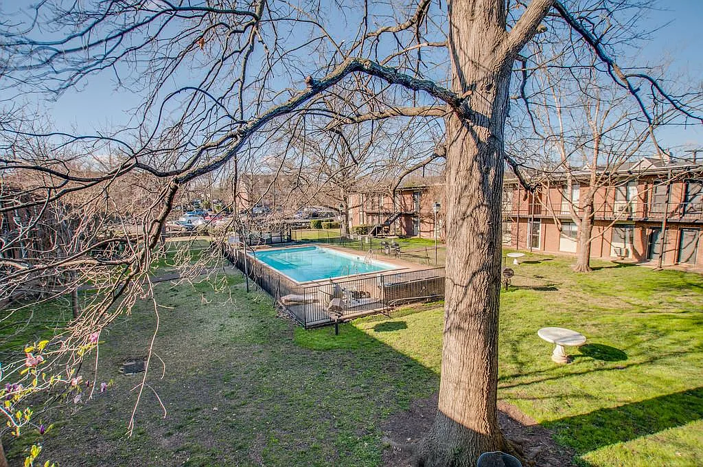 1 bed, 600 sqft, $1,150 — Photo 3