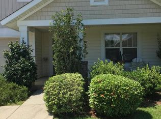 6 Carrington Ct, Hattiesburg, MS 39402