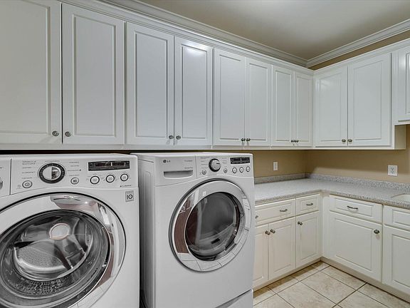 4th image of 25 Independent Hill Ln