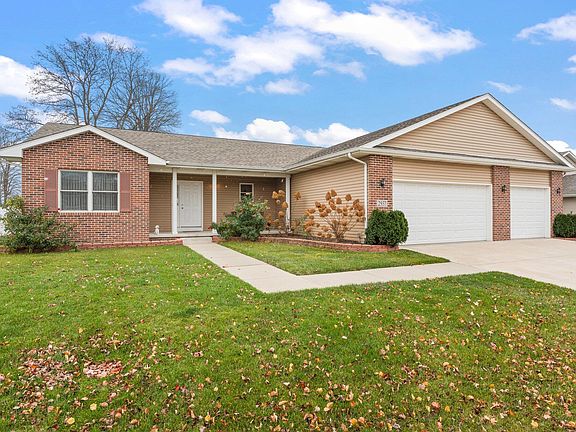 2nd image of 2937 Amanda Dr