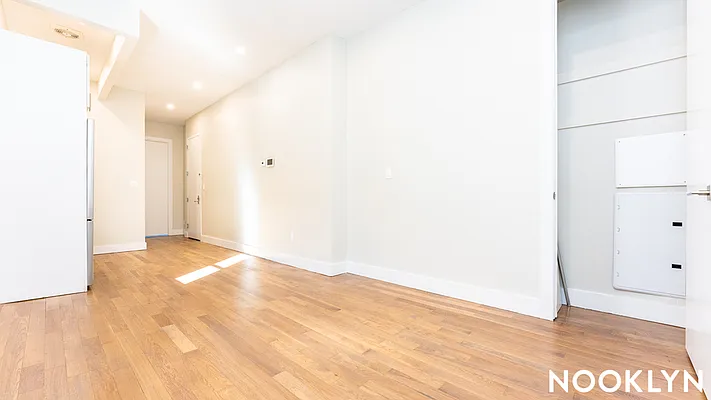 Rented by Nooklyn NYC LLC | media 14