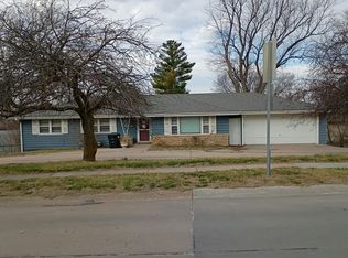 5914 N 78th St, Omaha, NE 68134