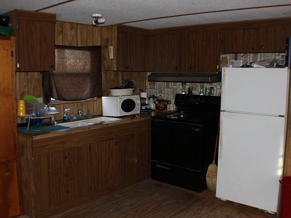 3rd image of 705 S Peachtree St