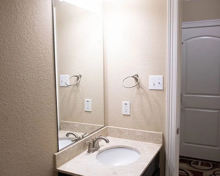 907 Appalachian Dr — Photo 14