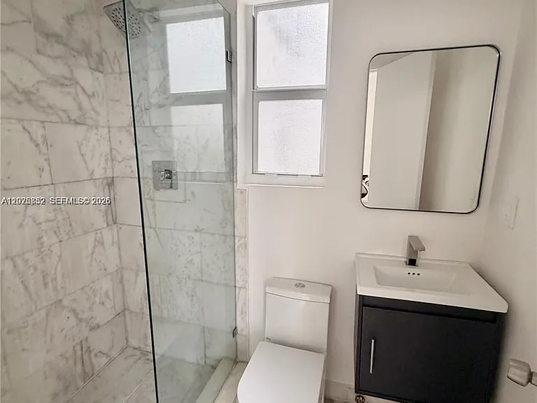 922 Jefferson Ave #6 — Photo 7